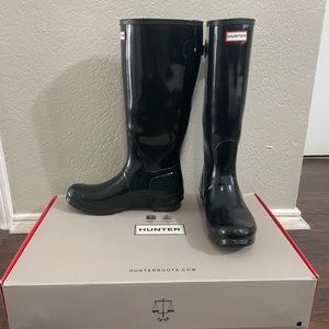 Black adjustable calf hunter boots sz 10